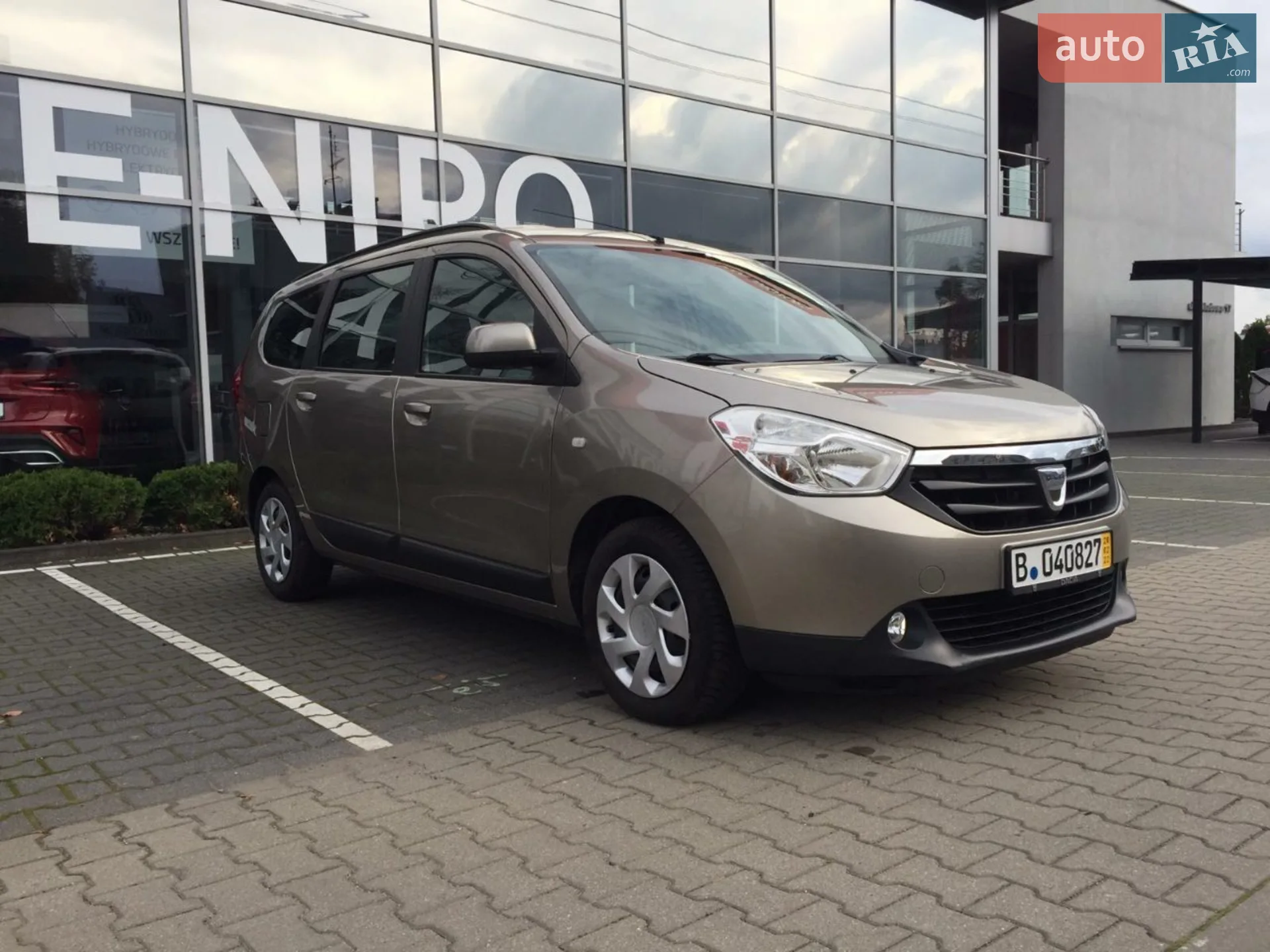 2012 Dacia Lodgy - мініатюра 2