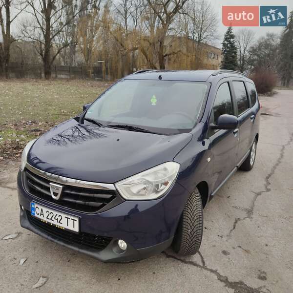 Dacia Lodgy 2012