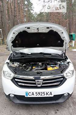 Минивэн Dacia Lodgy 2012 в Каневе