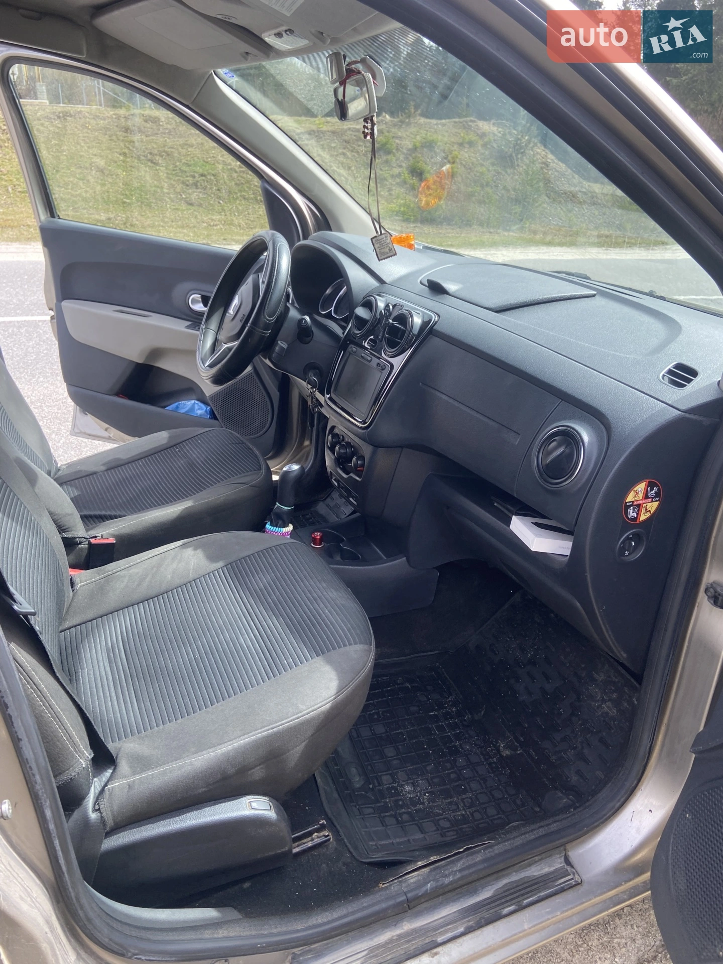 2012 Dacia Lodgy - мініатюра 16