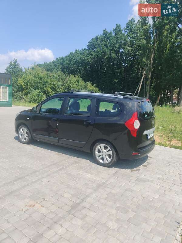 Мінівен Dacia Lodgy 2014 в Вінниці