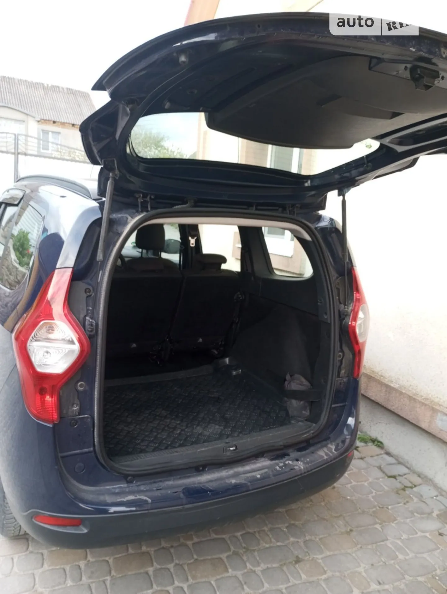2013 Dacia Lodgy - мініатюра 17