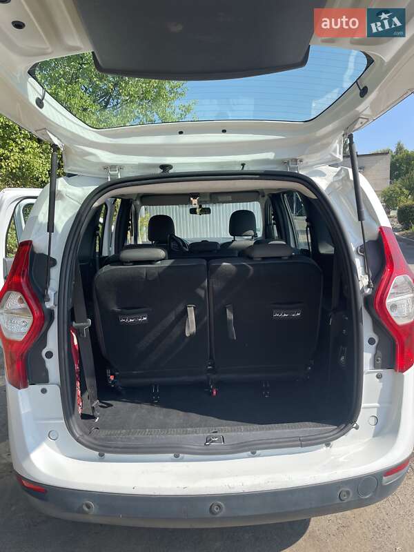 Минивэн Dacia Lodgy 2012 в Луцке