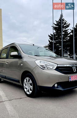 Мінівен Dacia Lodgy 2013 в Запоріжжі