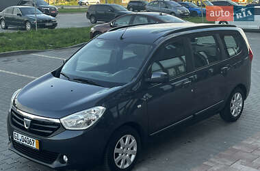 Минивэн Dacia Lodgy 2012 в 