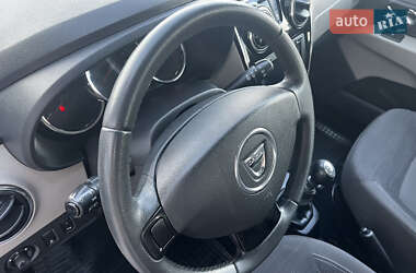 Минивэн Dacia Lodgy 2012 в 