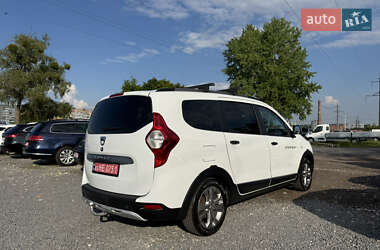 Минивэн Dacia Lodgy 2015 в 