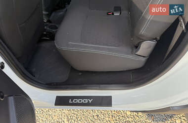 Минивэн Dacia Lodgy 2015 в 
