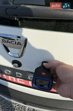 Минивэн Dacia Lodgy 2015 в 
