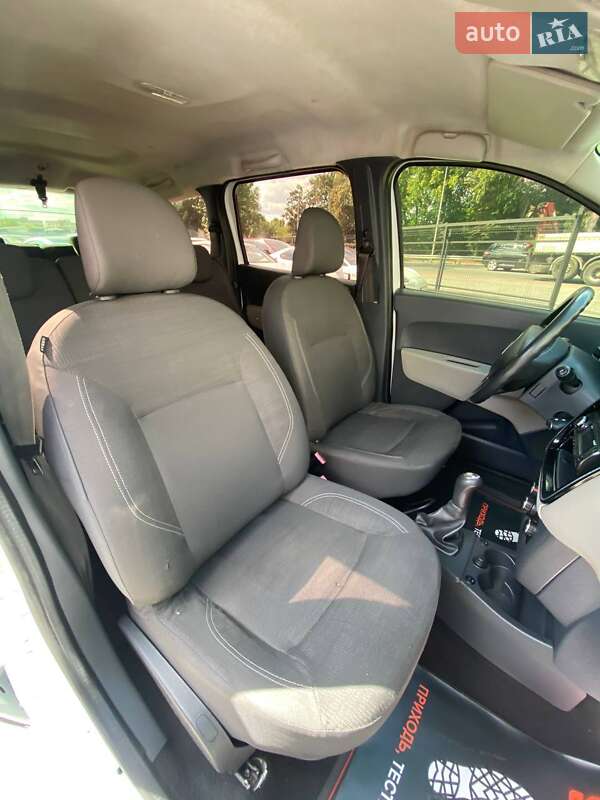 Мінівен Dacia Lodgy 2012 в Вінниці