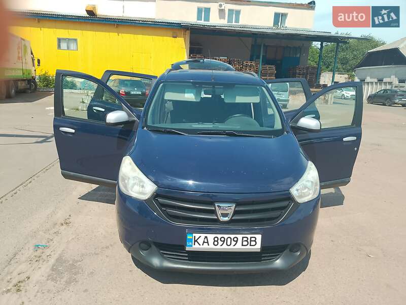 Минивэн Dacia Lodgy 2012 в Чернигове