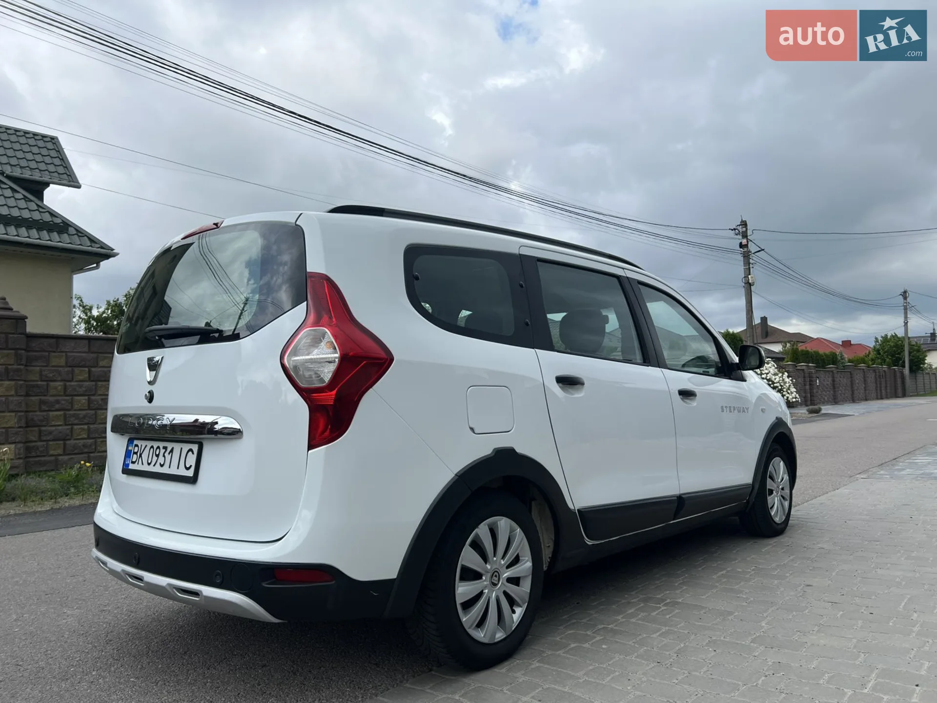 2016 Dacia Lodgy - мініатюра 11