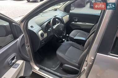 Минивэн Dacia Lodgy 2014 в 