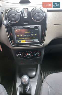Минивэн Dacia Lodgy 2014 в 