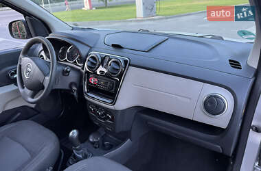 Минивэн Dacia Lodgy 2013 в 