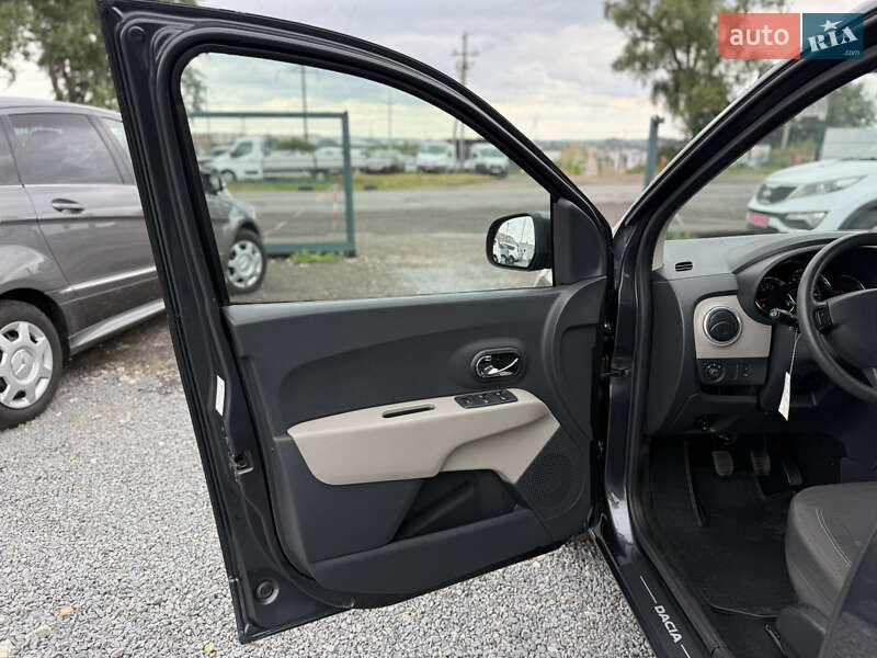 Минивэн Dacia Lodgy 2012 в Ровно