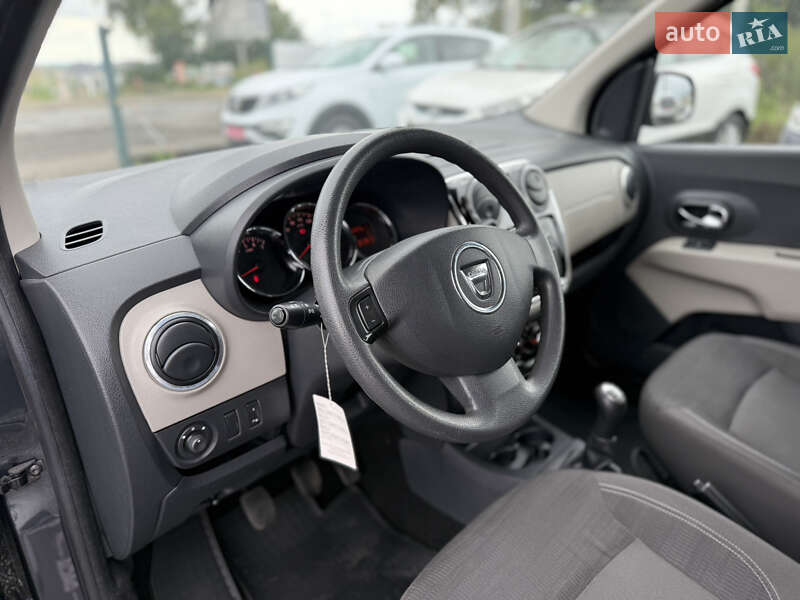 Минивэн Dacia Lodgy 2012 в Ровно