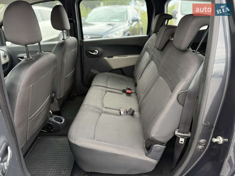 Минивэн Dacia Lodgy 2012 в Ровно