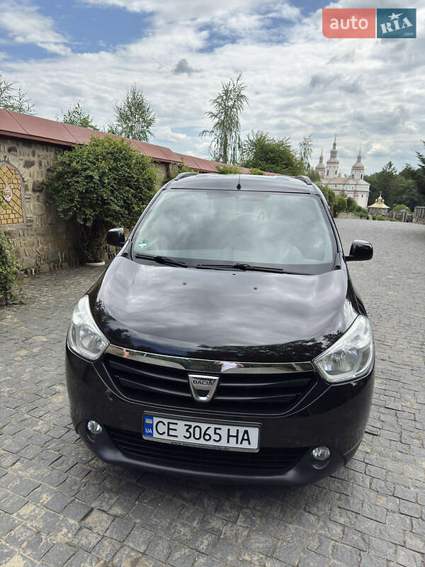 Минивэн Dacia Lodgy 2013 в Черновцах
