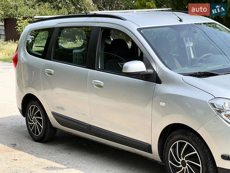 Мінівен Dacia Lodgy 2012 в Кропивницькому