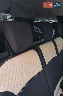 Мінівен Dacia Lodgy 2013 в 