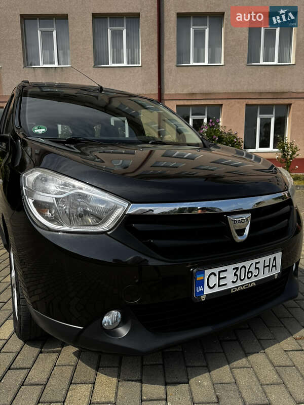 Минивэн Dacia Lodgy 2013 в Черновцах
