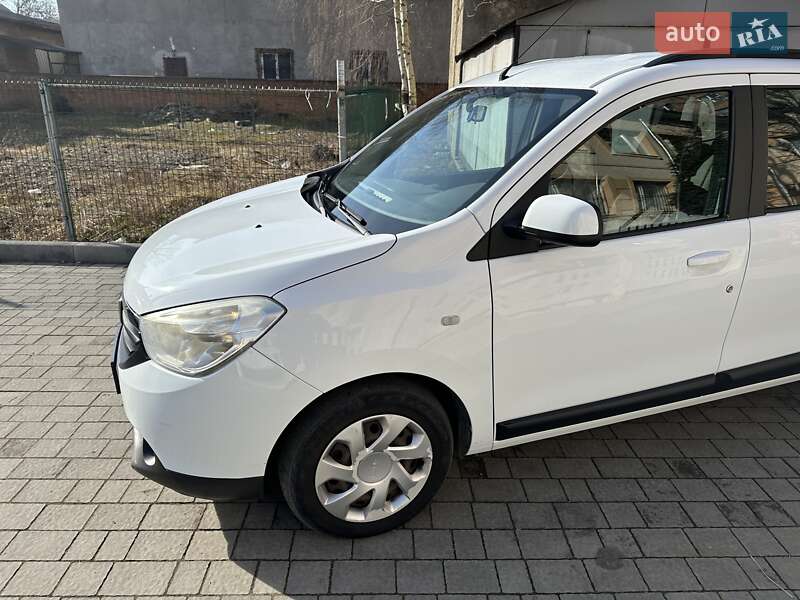 Мінівен Dacia Lodgy 2012 в Коломиї