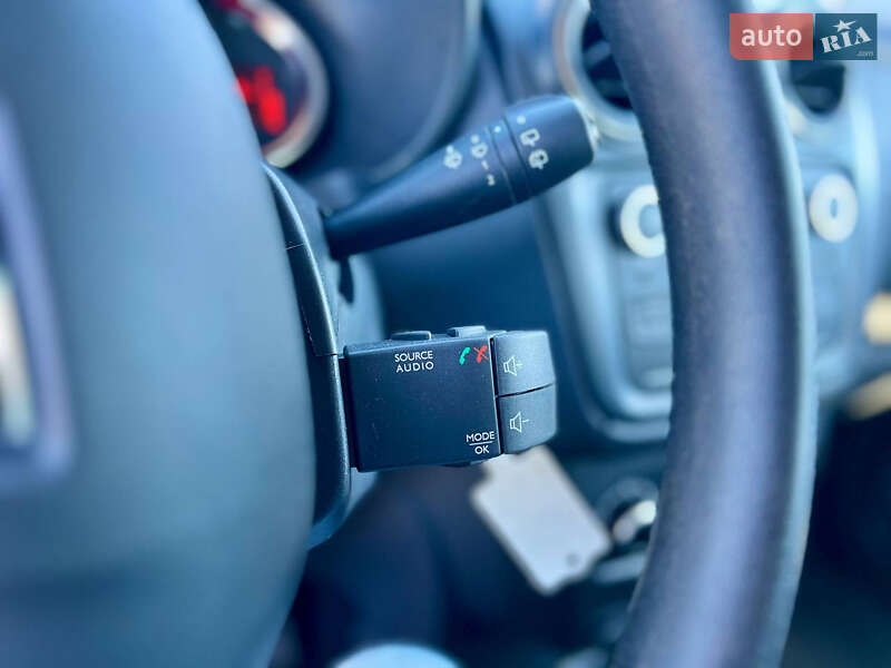 Минивэн Dacia Lodgy 2021 в Киеве