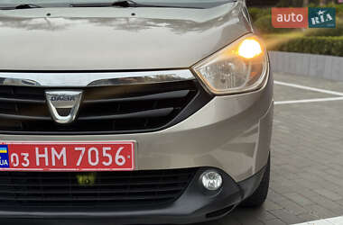 Минивэн Dacia Lodgy 2012 в 