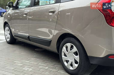 Минивэн Dacia Lodgy 2012 в 