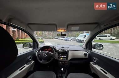Минивэн Dacia Lodgy 2012 в 