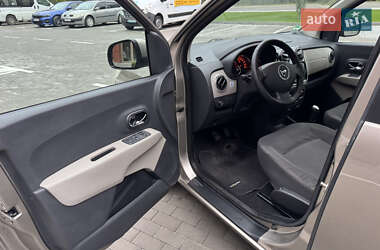 Минивэн Dacia Lodgy 2012 в 
