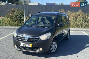 Минивэн Dacia Lodgy 2012 в 