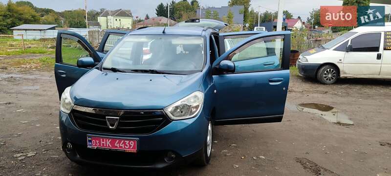 Минивэн Dacia Lodgy 2013 в Луцке