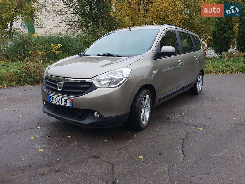 Минивэн Dacia Lodgy 2012 в Дубно