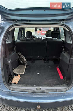 Минивэн Dacia Lodgy 2013 в 
