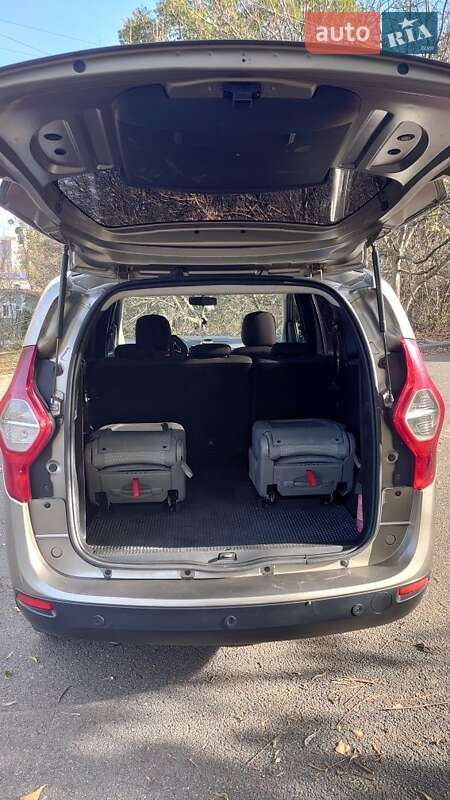 Минивэн Dacia Lodgy 2012 в Черновцах