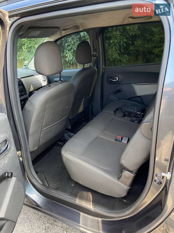 Минивэн Dacia Lodgy 2012 в Львове