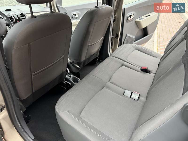 Минивэн Dacia Lodgy 2013 в Виннице фото 89 Минивэн Dacia Lodgy 2013 в Виннице