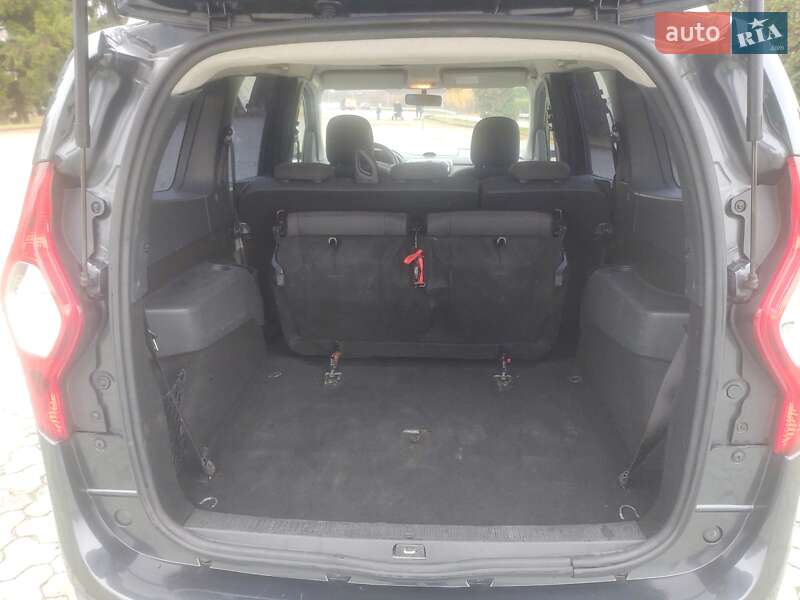 Минивэн Dacia Lodgy 2012 в Дубно