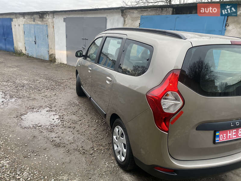 Мінівен Dacia Lodgy 2012 в Рівному