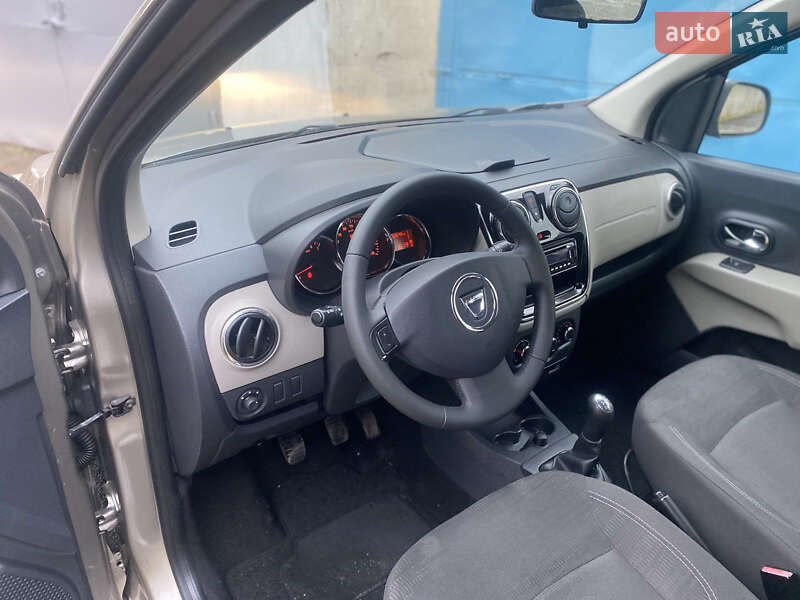 Мінівен Dacia Lodgy 2012 в Рівному