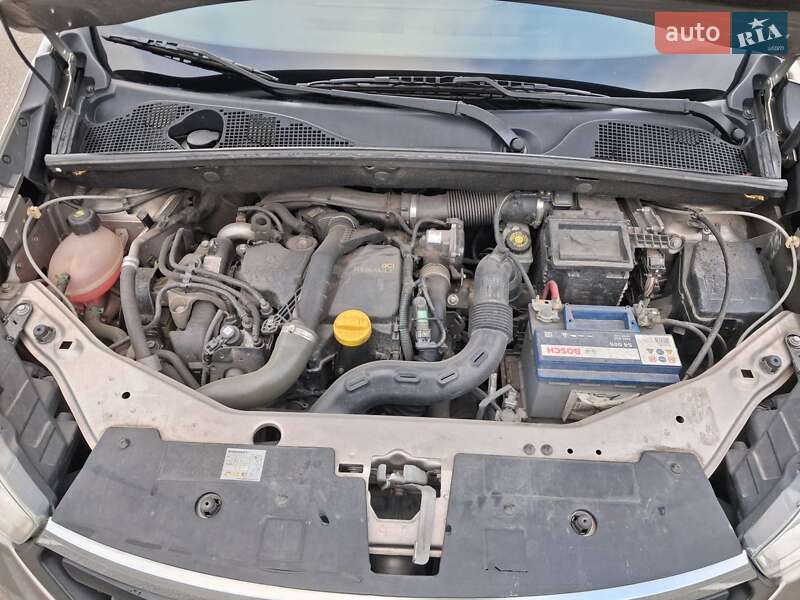 Минивэн Dacia Lodgy 2012 в Броварах