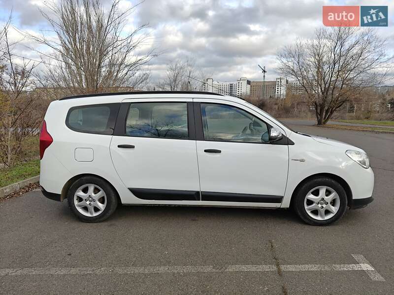 Мінівен Dacia Lodgy 2016 в Кривому Розі