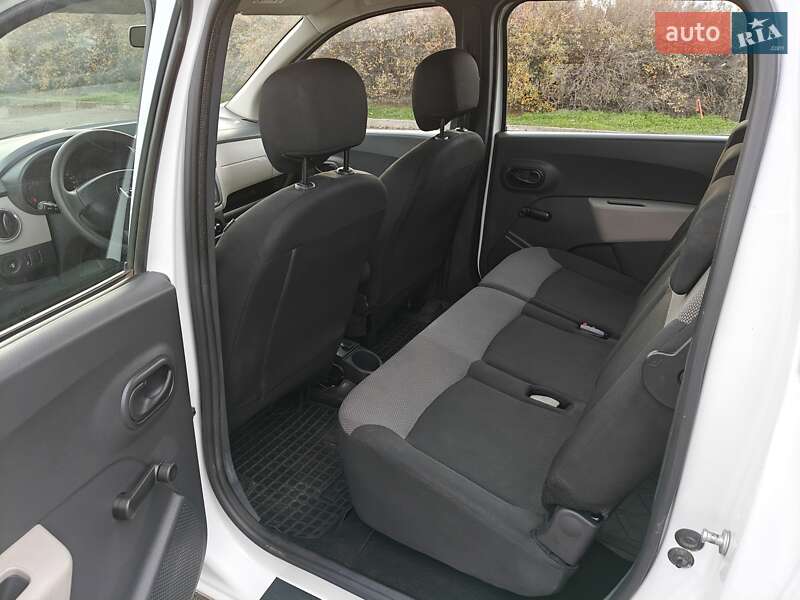 Мінівен Dacia Lodgy 2016 в Кривому Розі