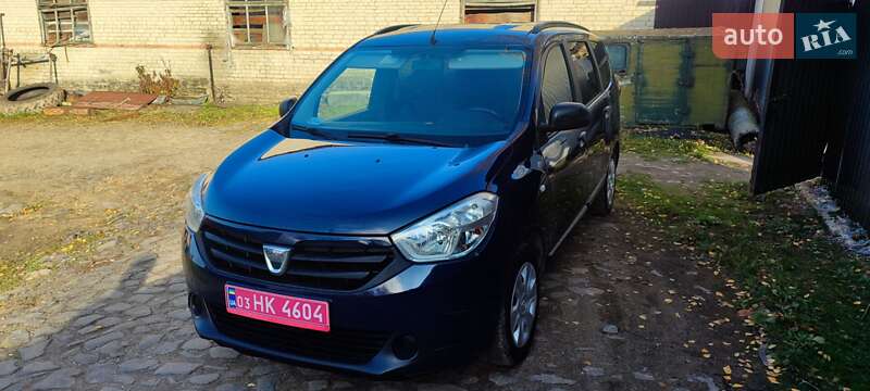 Dacia Lodgy 2012