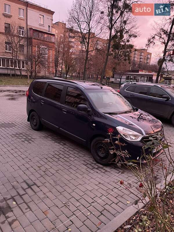 Мінівен Dacia Lodgy 2015 в Харкові