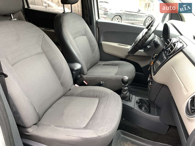 Минивэн Dacia Lodgy 2012 в Виннице