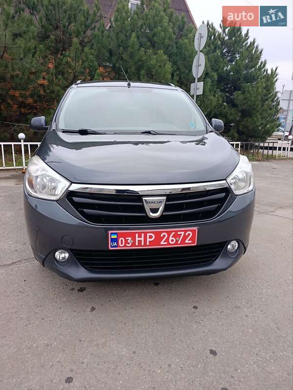 Dacia Lodgy 2012