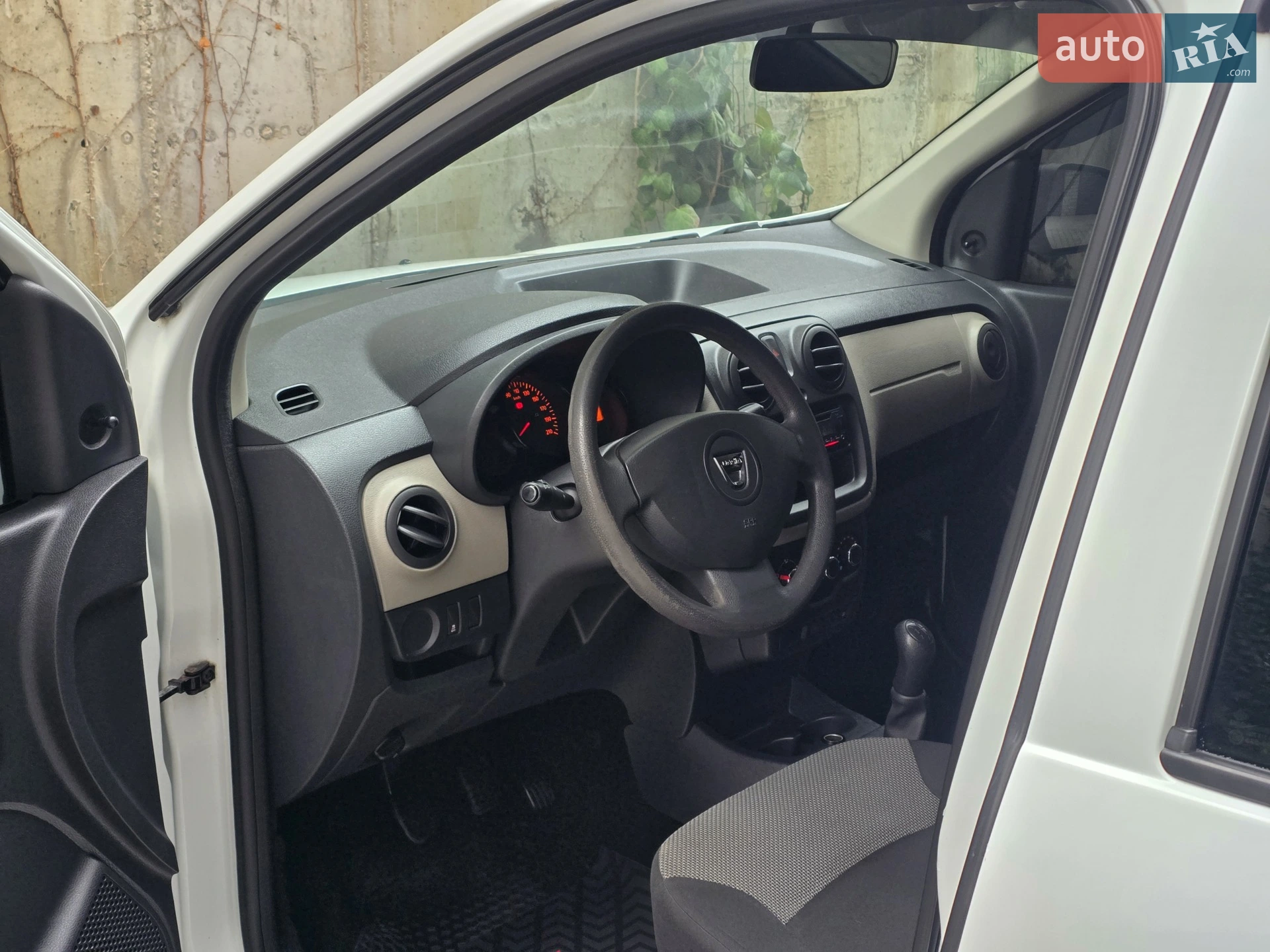 2015 Dacia Lodgy - мініатюра 34